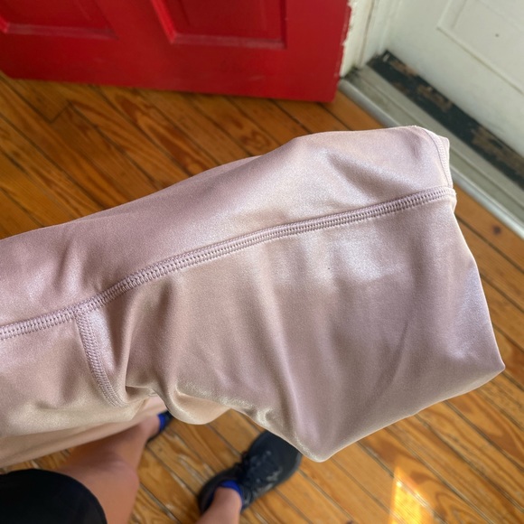 Athleta 3/4 Pink Sparkle Leggings - Picture 4 of 5